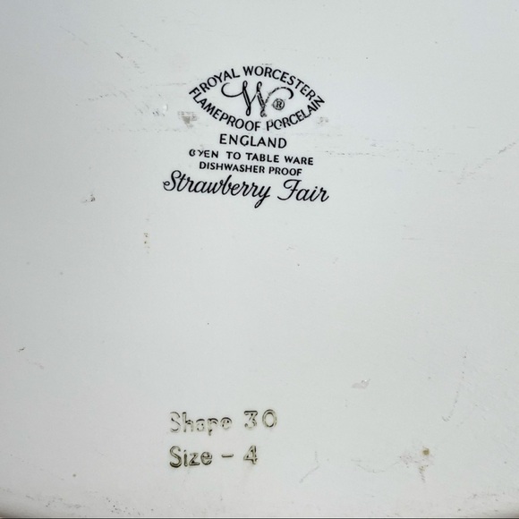 🔥ROYAL Worcester Flameproof Porcelain Oval Dish, Strawberry Design, EUC - Picture 7 of 7